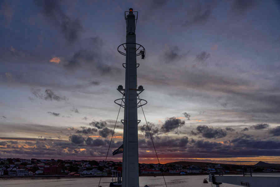 Islas Falkland o Malvinas 048 - Port Stanley - atardecer.jpg